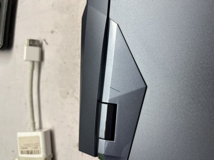 Ігровий ноутбук Б-класу MSI GE76 Raider 12UGS-201US / 17,3" (1920x1080) IPS / Intel Core i7-12700H (14 (20) ядер по 3,5 - 4,7 ГГц) / 32 ГБ DDR4 / 960 ГБ SSD / nVidia GeForce RTX 3070 Ti, 8 ГБ GDDR6, 256-bit / WebCam б/в - зображення 7