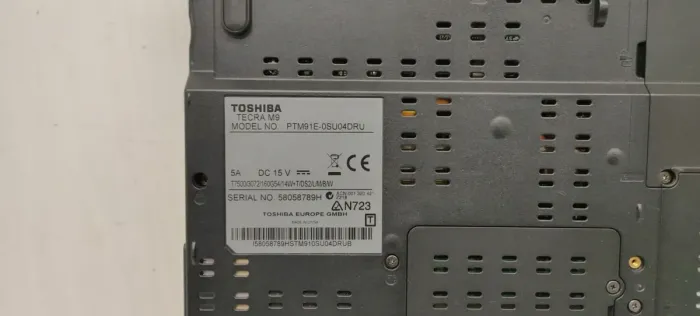 Ноутбук Toshiba Tecra M9 / 14.1" TN / Intel Core 2 Duo T7500 (2 ядра по 2.2GHz) / 4GB DDR2 / 160GB HDD / Quadro NVS 130M, 128MB GDDR2, 64-bit / DVD-ROM б/в - зображення 9