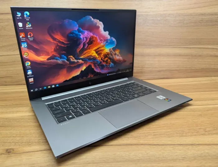 Мобільна робоча станція HP zBook Studio G7 / 15.6" (1920x1080) IPS / Intel Core i9-10885H (8 (16) ядер по 2.4 - 5.3 GHz) / 32 GB DDR4 / 512 GB SSD / nVidia Quadro RTX 3000, 6 GB GDDR6, 192-bit / TouchID / WebCam / Windows 10 б/в - зображення 4