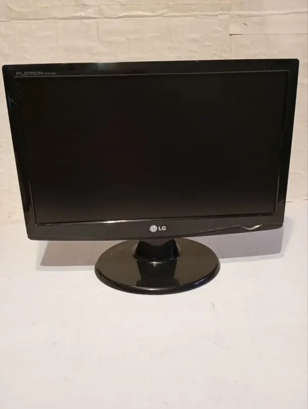 Комплект ПК Б-клас: HP Compaq Pro 6300 SFF / Intel Core i3-3220 (2 (4) ядра по 3.3 GHz) / 8 GB DDR3 / 500 GB HDD / Intel HD Graphics 2500 + Монітор LG Flatron W1943SS-PF / 19" (1366x768) TN / 1x VGA / VESA 100x100 б/в - зображення 6