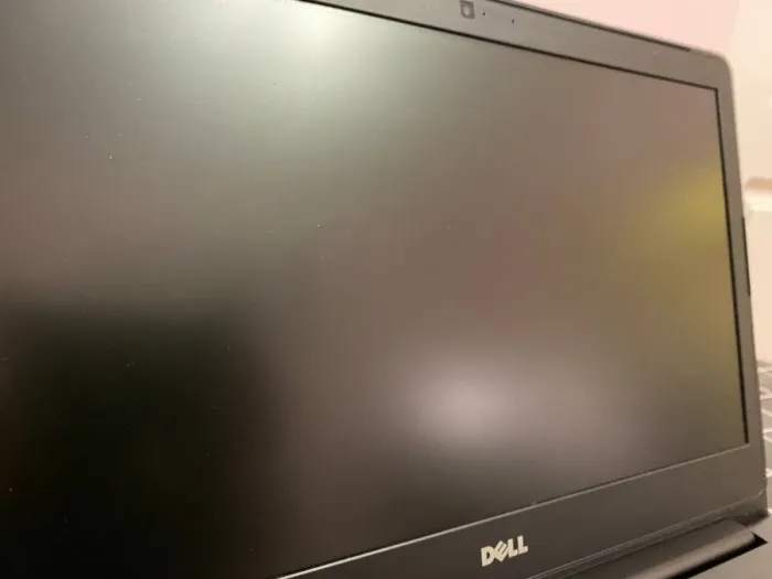 Ноутбук Б-класс Dell Vostro 5468 / 14" (1366x768) TN / Intel Core i3-7100U (2 (4) ядра по 2.4 GHz) / 8 GB DDR4 / 240 GB SSD / Intel HD Graphics 620 / WebCam / HDMI б/в - зображення 4