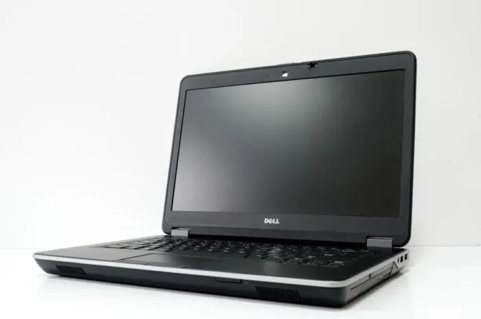 Ноутбук Dell Latitude E6440 / 14" (1920x1080) IPS / Intel Core i7-4610M (2 (4) ядра по 3.0 - 3.7 GHz) / 8 GB DDR3 / 240 GB SSD / AMD Radeon HD 8690M, 512 MB DDR3, 64-bit / WebCam / Win 10 Pro б/в - зображення 5