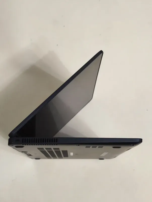 Ультрабук Dell Latitude E7470 / 14" (2560x1440) IPS Touch / Intel Core i5-6200U (2 (4) ядра по 2.3 - 2.8 GHz) / 8 GB DDR4 / 256 GB SSD / Intel HD Graphics 520 / WebCam б/в - зображення 5