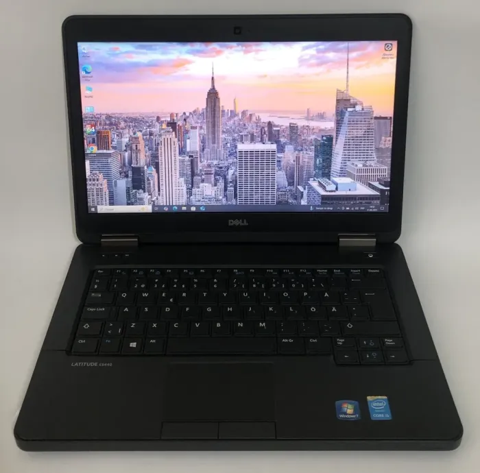 Ноутбук Dell Latitude E5440 / 14" (1600x900) TN / Intel Core i5-4310U (2 (4) ядра по 2.0 - 3.0 GHz) / 8 GB DDR3 / 128 GB SSD / nVidia GeForce GT 720M, 2 GB DDR3, 64-bit / WebCam / DVD-ROM / Win 10 Pro б/в - зображення 2