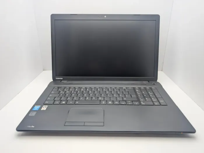Ноутбук Toshiba Satellite PRO C70-B / 17.3" (1600x900) TN / Intel Core i3-4005U (2 (4) ядра по 1.7 GHz) / 6 GB DDR3 / 500 GB HDD / Intel HD Graphics 4400 / WebCam б/в - зображення 7
