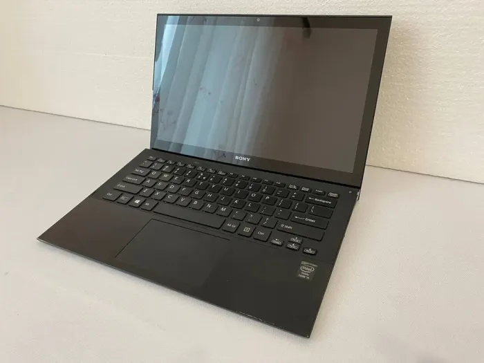 Ноутбук Б-клас Sony Vaio SVP132A1CM / 13.1" (1920x1080) TN Touch / Intel Core i5-4200U (2 (4) ядра по 1.6 - 2.6 GHz) / 4 GB DDR3 / 128 GB SSD / Intel HD Graphics 4400 / WebCam б/в - зображення 3