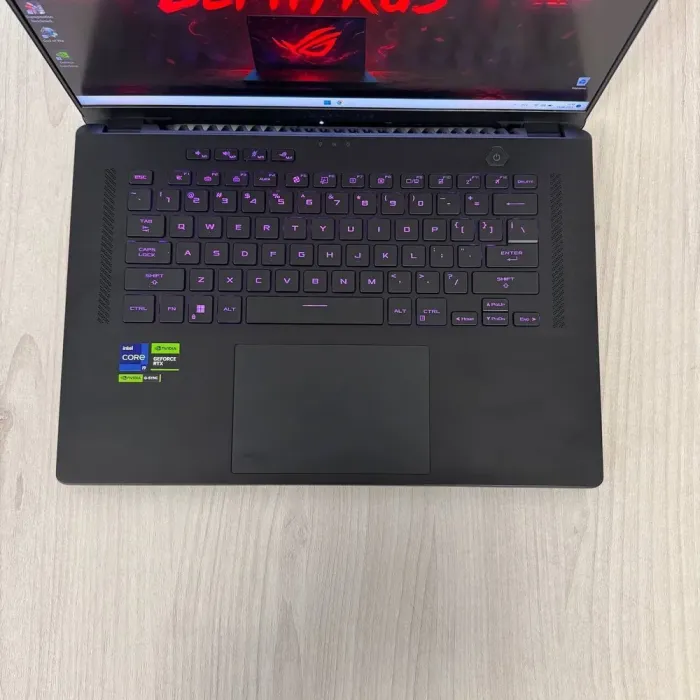 Ігровий ноутбук Asus ROG Zephyrus M16 GU604VY / 16" (2560x1600) IPS / Intel Core i9-13900H (14 (20) ядер по 2,6 - 5,4 ГГц) / 32 ГБ DDR5 / 2000 ГБ SSD NVMe / nVidia GeForce RTX 4090, 16 ГБ GDDR6, 256-біт / WebCam б/в - зображення 8