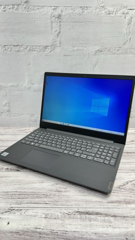 Ультрабук Lenovo V15-IIL / 15.6" (1920x1080) IPS / Intel Core i5-1035G1 (4 (8) ядра по 1.0 - 3.6 GHz) / 8 GB DDR4 / 256 GB SSD / Intel UHD Graphics / WebCam б/в - зображення 2