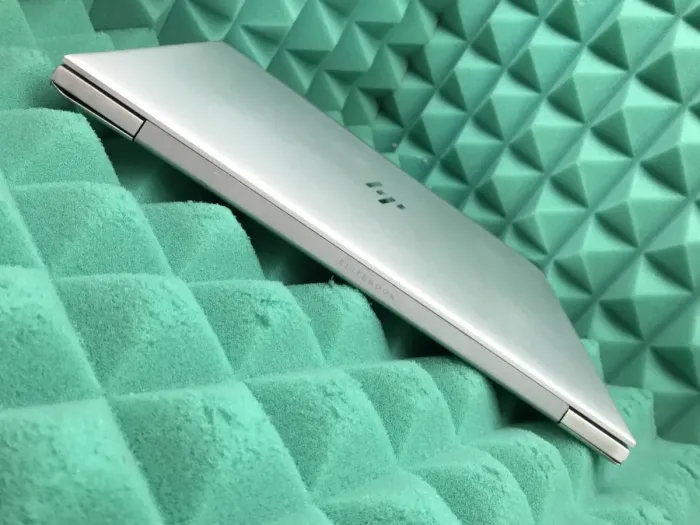 Ультрабук Б-клас HP EliteBook 840 G5 / 14" (1920x1080) IPS / Intel Core i5-8350U (4 (8) ядра по 1.7 - 3.6 GHz) / 16 GB DDR4 / 256 GB SSD M.2 / Intel UHD Graphics 620 / WebCam / Fingerprint / USB 3.1 / HDMI б/в - зображення 9