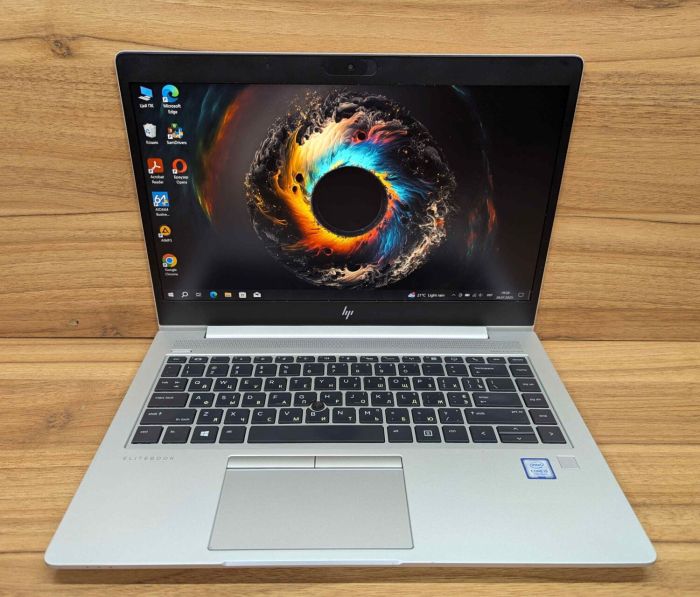 Ультрабук HP EliteBook 840 G5 / 14" (1920x1080) IPS / Intel Core i5-7200U (2 (4) ядра по 2.5 - 3.1 GHz) / 8 GB DDR4 / 256 GB SSD / Intel UHD Graphics 620 / WebCam / TouchID / Windows 10 б/в - зображення 2