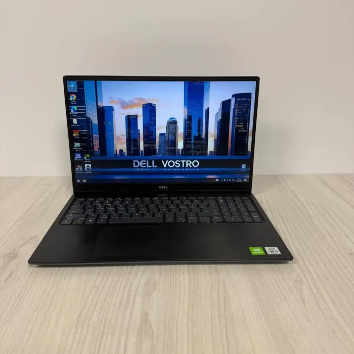Ультрабук Б-клас Dell Vostro 5590 / 15.6" (1920x1080) IPS / Intel Core i5-10210U (4 (8) ядра по 1.6 - 4.2 GHz) / 8 GB DDR4 / 256 GB SSD / nVidia GeForce MX250, 2 GB GDDR5, 64-bit / WebCam б/в - зображення 2