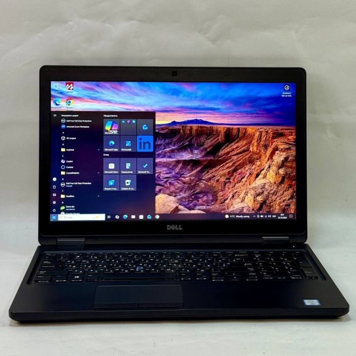Ноутбук Б-клас Dell Latitude 5580 / 15.6" (1920x1080) TN / Intel Core i5-6300U (2 (4) ядра по 2.4 - 3.0 GHz) / 16 GB DDR4 / 256 GB SSD / Intel HD Graphics 520 / WebCam / Windows 10 Pro б/в - зображення 2