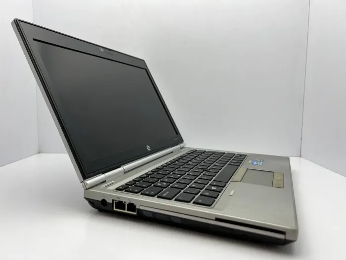 Нетбук Б-клас HP EliteBook 2570p / 12.5" (1366x768) TN / Intel Core i5-3320M (2 (4) ядра по 2.6 - 3.3 GHz) / 4 GB DDR3 / 320 GB HDD / Intel HD Graphics 4000 / WebCam б/в - зображення 3