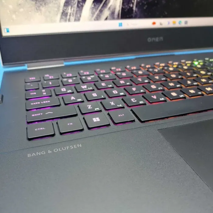 Ігровий ноутбук HP Omen 16-b0005dx / 16.1" (2560x1440) IPS / Intel Core i7-11800H (8 (16) ядер по 2.3 - 4.6 GHz) / 16 GB DDR4 / 512 GB SSD / nVidia GeForce RTX 3070, 8 GB GDDR6, 256-bit / WebCam / Win 11 Home б/в - зображення 9