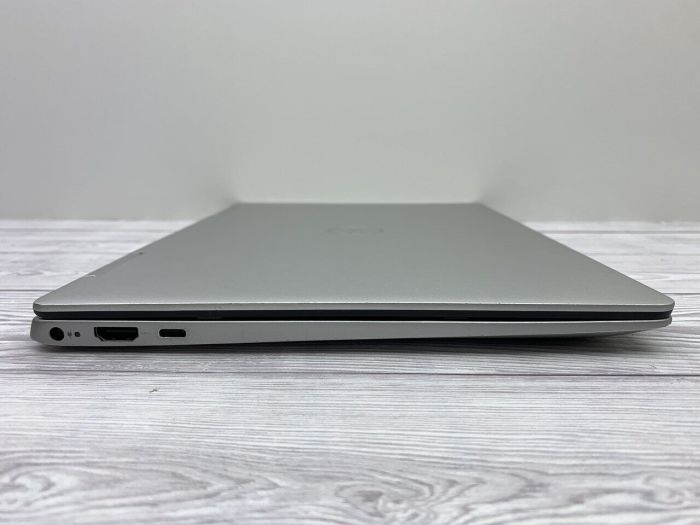 Ноутбук-трансформер Б-клас Dell Inspiron 13 7386 2-in-1 / 13.3" (1920x1080) IPS Touch / Intel Core i7-8565U (4 (8) ядра по 1.8 - 4.6 GHz) / 16 GB DDR4 / 240 GB SSD / Intel UHD Graphics / WebCam б/в - зображення 5