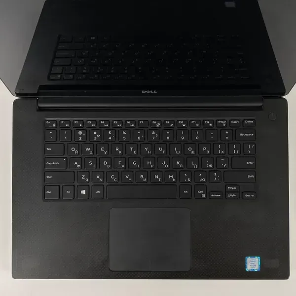 Мобільна робоча станція Б-клас Dell Precision 5520 / 15.6" (3840x2160) IPS Touch / Intel Xeon E3-1505M v6 (4 (8) ядра по 3.0 - 4.0 GHz) / 16 GB DDR4 / 512 GB SSD / nVidia Quadro M1200, 4 GB GDDR5, 256-bit / HDMI б/в - зображення 3