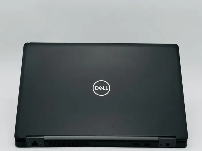 Ноутбук Б-клас Dell Latitude 5590 / 15.6" (1920x1080) IPS / Intel Core i5-8250U (4 (8) ядра по 1.6 - 3.4 GHz) / 16 GB DDR4 / 250 GB SSD / Intel UHD Graphics 620 / WebCam б/в - зображення 5