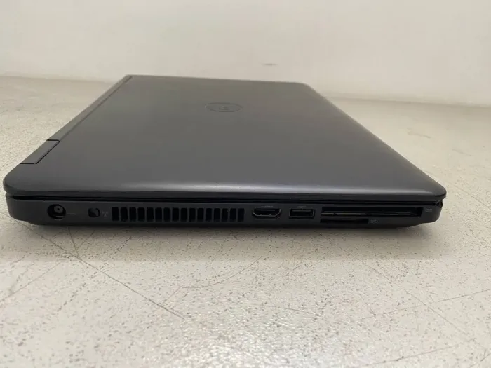 Ноутбук Б-клас Dell Latitude E5440 / 14" (1366x768) TN / Intel Core i5-4310U (2 (4) ядра по 2.0 - 3.0 GHz) / 8 GB DDR3 / 240 GB SSD / Intel HD Graphics 5500 / WebCam б/в - зображення 4