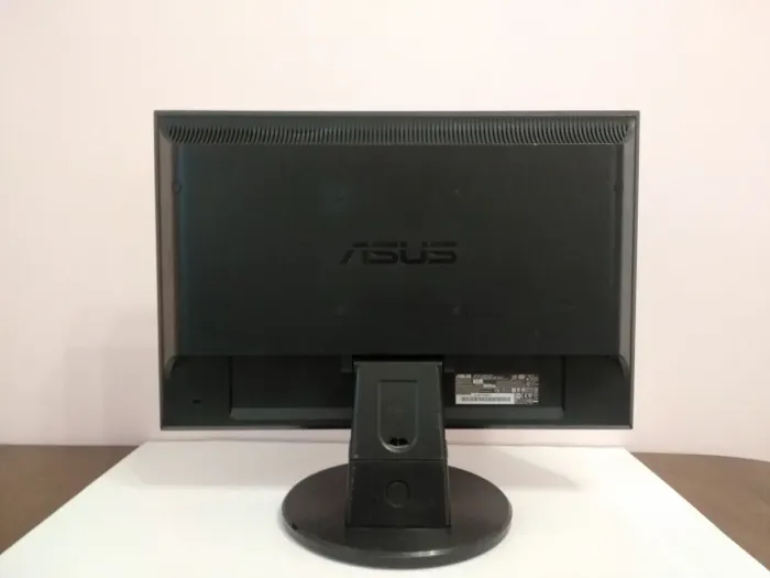 Монітор Asus VW193D-B / 19" (1440x900) TN+film / VGA / VESA 100x100 б/в - зображення 6