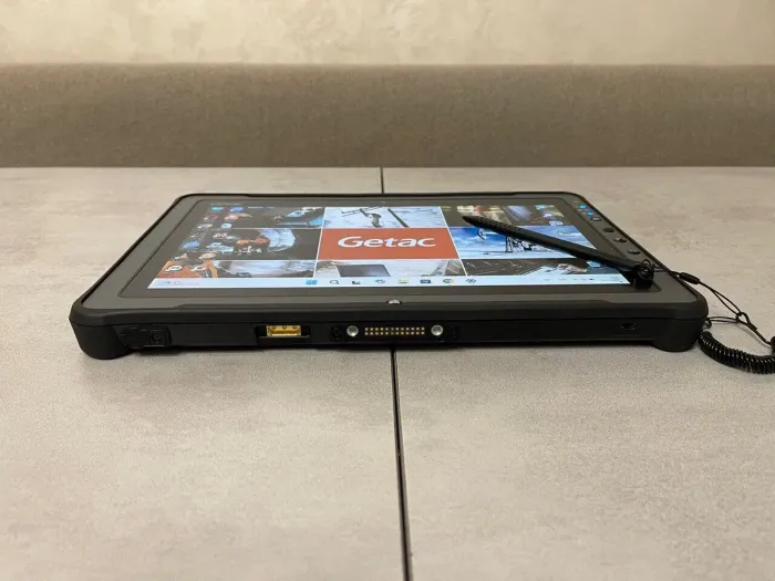 Захищений планшет Getac F110 G3 / 11.6" (1366x768) IPS / Intel Core i7-6500U (2 (4) ядра по 2.5 - 3.1 GHz) / 8 GB DDR4 / 256 GB SSD / Intel HD Graphics 520 / WebCam / Стилус / Два АКБ б/в - зображення 8