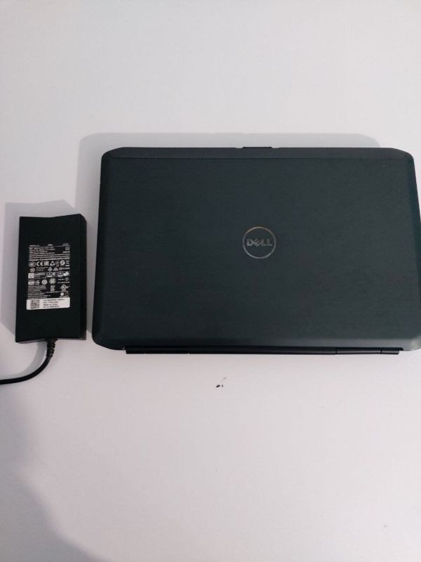 Ноутбук Dell Latitude E5530 / 15.6" (1366x768) TN / Intel Core i5-3210M (2 (4) ядра по 2.5 - 3.1 GHz) / 16 GB DDR3 / 256 GB SSD / Intel HD Graphics 4000 / WebCam / DVD-ROM б/в - зображення 6