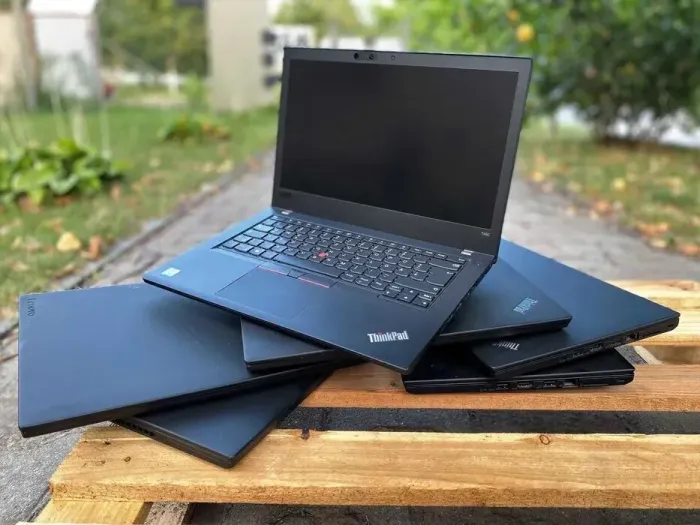 Ультрабук Lenovo ThinkPad T480 / 14" (1920x1080) IPS / Intel Core i5-8350U (4 (8) ядра по 1.7 - 3.6 GHz) / 8 GB DDR4 / 256 GB SSD M.2 / Intel UHD Graphics 620 / WebCam / Win 10 Lic б/в - зображення 6