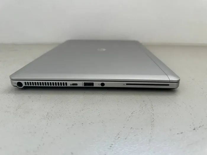 Ультрабук HP EliteBook Folio 9470m / 14" (1366x768) TN / Intel Core i7-3687U (2 (4) ядра по 2.1 - 3.3 GHz) / 8 GB DDR3 / 240 GB SSD / Intel HD Graphics 4000 / WebCam / VGA б/в - зображення 4