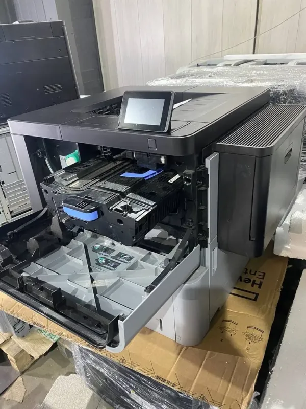 Принтер HP LaserJet Enterprise M806 / Лазерний монохромний друк / 1200x1200 dpi / A3 / 56 стор / хв / Ethernet, USB 2.0 б/в - зображення 3