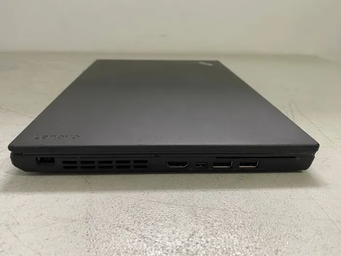 Нетбук Б-клас Lenovo ThinkPad X260 / 12.5" (1366x768) IPS / Intel Core i5-6200U (2 (4) ядра по 2.3 - 2.8 GHz) / 8 GB DDR4 / 128 GB SSD / Intel HD Graphics 520 / WebCam / BIOS PASSWORD BOOT б/в - зображення 4