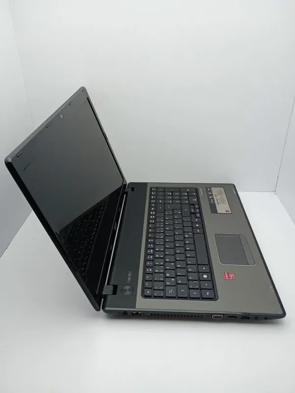 Ноутбук Acer Aspire 7741G / 17.3" (1600x900) TN / Intel Core i3-380M (2 (4) ядра по 2.53 GHz) / 6 GB DDR3 / 500 GB HDD / AMD Radeon HD 6550M, 1 GB GDDR3, 64-bit / WebCam / HDMI б/в - зображення 5