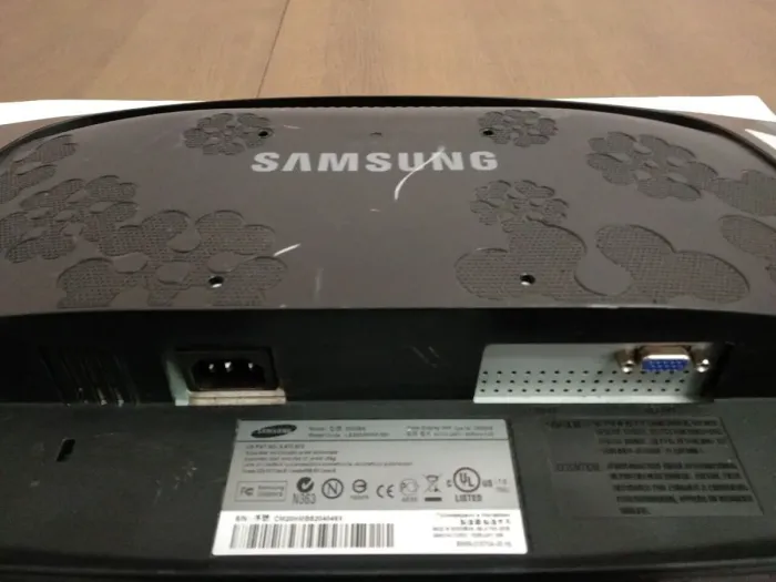 Монітор Широкоформатний Samsung SyncMaster 2033SN / 20" (1600x900) TN+film / VGA б/в - зображення 7