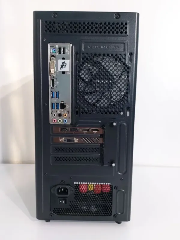 Ігровий ПК Prologix GM-01MAB Tower / Intel Core i7-6700K (4 (8) ядра по 4,2 - 4,2 ГГц) / 24 ГБ DDR4 / 256 ГБ SSD M.2 + 1000 ГБ HDD / nVidia GeForce GTX 1070, 8 ГБ GDDR5, 256-біт / 600 Вт б/в - зображення 7