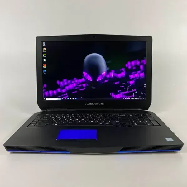 Ігровий ноутбук Dell Alienware 17 R3 / 17.3" (1920x1080) IPS / Intel Core i7-6820HK (4 (8) ядра по 2.7 - 3.6 GHz) / 16 GB DDR4 / 512 GB SSD / nVidia GeForce GTX 980M, 4 GB GDDR5, 256-bit / WebCam / HDMI б/в - зображення 2