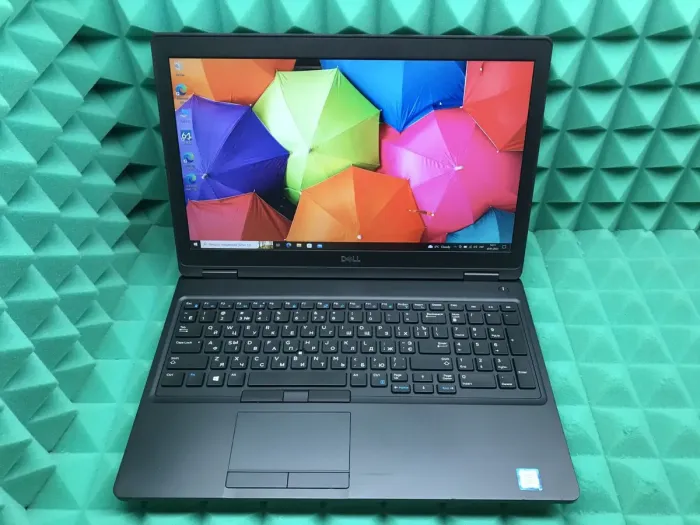 Ультрабук Б-клас Dell Latitude 5590 / 15.6" IPS / Core i7-8650U (4(8) ядра по 1.9-4.2GHz) / 8GB DDR4 / 256GB SSD M.2 / UHD Graphics 620 / USB 3.1 / HDMI / Win 10 б/в - зображення 2