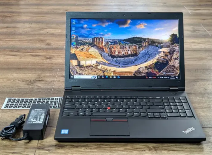 Ноутбук Lenovo ThinkPad L570 / 15.6" (1366x768) TN / Intel Core i5-6300U (2 (4) ядра по 2.4 - 3.0 GHz) / 8 GB DDR4 / 250 GB SSD / Intel HD Graphics 520 / WebCam б/в - зображення 2