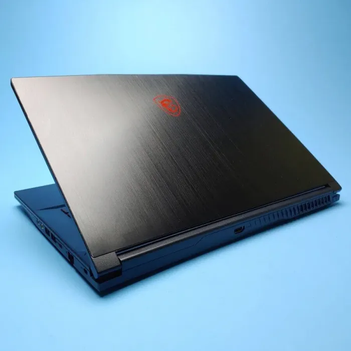 Ігровий ноутбук MSI GF63 Thin 10SC / 15.6" (1920x1080) IPS / Intel Core i5-10500H (6 (12) ядер по 2.5 - 4.5 GHz) / 8 GB DDR4 / 256 GB SSD / nVidia GeForce GTX 1650 Max-Q, 4 GB GDDR6, 128-bit / WebCam / Win 11 Home б/в - зображення 7