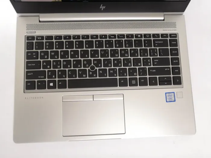 Ультрабук Б-клас HP EliteBook 840 G5 / 14" (1920x1080) IPS / Intel Core i5-8250U (4 (8) ядра по 1.6 - 3.4 GHz) / 8 GB DDR4 / 192 GB SSD / Intel UHD Graphics 620 / WebCam / HDMI б/в - зображення 3