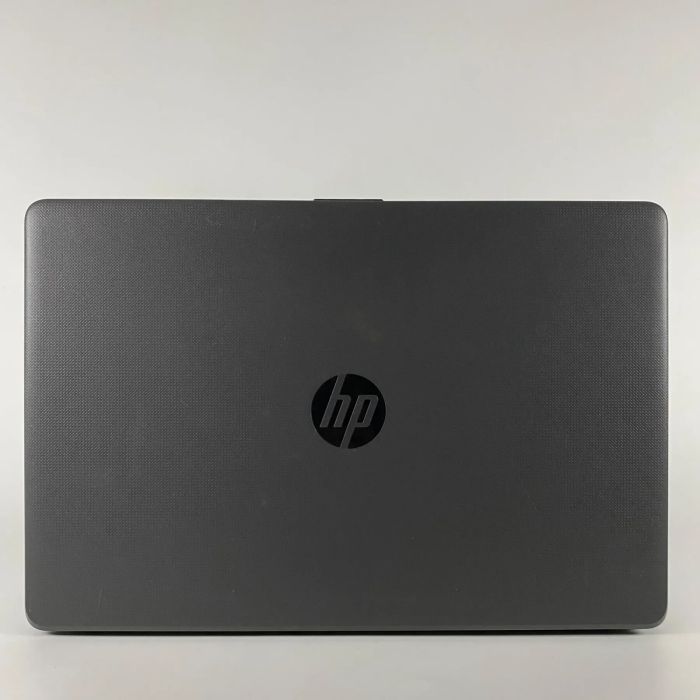 Ноутбук Б-клас HP 250 G6 / 15.6" (1920x1080) IPS / Intel Core i3-7020U (2 (4) ядра по 2.3 GHz) / 8 GB DDR4 / 128 GB SSD + 1000 GB HDD / AMD Radeon R5 M330, 2 GB DDR3, 64-bit / WebCam / HDMI б/в - изображение 7