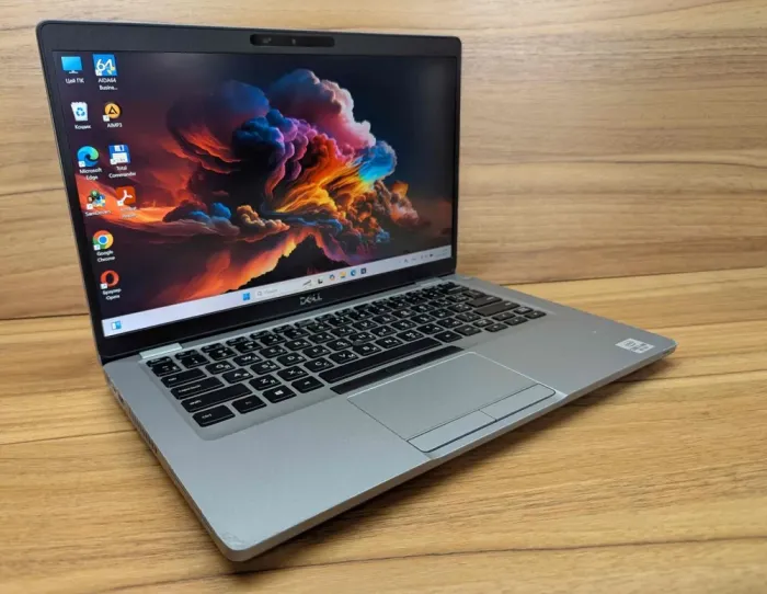 Ультрабук Б-клас Dell Latitude 5411 / 14" (1920x1080) IPS / Intel Core i7-10850H (6 (12) ядер по 2.7 - 5.1 GHz) / 16 GB DDR4 / 512 GB SSD / Intel UHD Graphics / WebCam / Windows 10 б/в - зображення 6