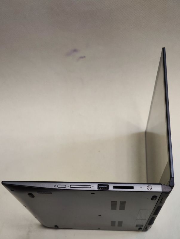 Нетбук-трансформер Toshiba Radius 12 P25W 2-in-1 / 12.5" (3840x2160) IPS Touch / Intel Core i7-6500U (2 (4) ядра по 2.5 - 3.1 GHz) / 8 GB DDR4 / 256 GB SSD / Intel HD Graphics 520 / WebCam б/в - зображення 7