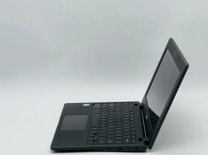 Нетбук Acer Chromebook 11 C771T-56G3 / 11.6" (1366x768) IPS Touch / Intel Core i5-6200U (2 (4) ядра по 2.3 - 2.8 GHz) / 8 GB DDR3 / 64 GB eMMC / Intel HD Graphics 520 / WebCam / ChromeOS  б/в - зображення 4