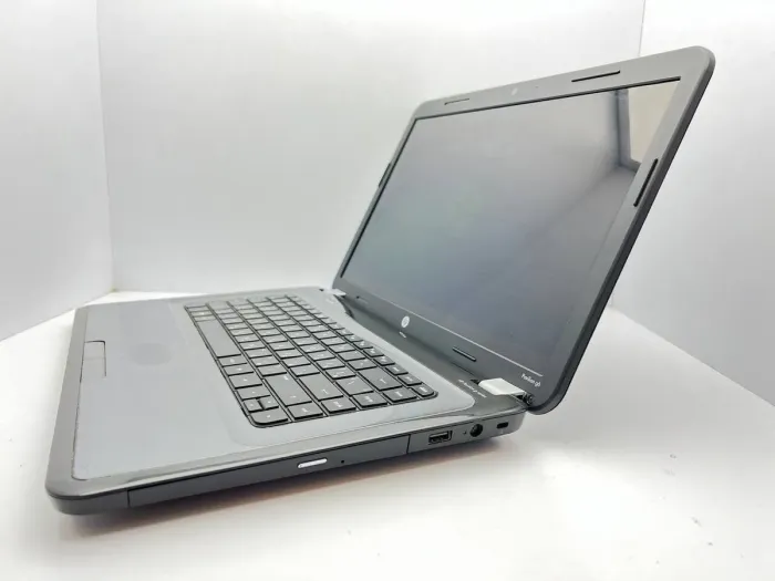 Ноутбук Б клас HP Pavilion G6 1232SR / 15.6" (1366x768) TN / AMD A6-3400M (4 ядра по 1.4 - 2.3 GHz) / 4 GB DDR3 / 320 GB HDD / AMD Radeon HD 6520G / WebCam б/в - зображення 4