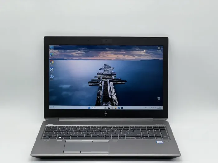 Ноутбук HP zBook 15 G5 / 15.6" (1920x1080) IPS / Intel Core i5-8300H (4 (8) ядра по 2.3 - 4.0 GHz) / 16 GB DDR4 / 480 GB SSD / Intel UHD Graphics 630 / WebCam б/в - зображення 2