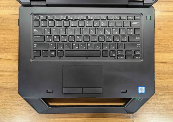 Захищений ноутбук Dell Latitude 14 Rugged 5414 / 14" (1366x768) TN / Intel Core i5-6300U (2 (4) ядра по 2.4 - 3.0 GHz) / 8 GB DDR4 / 256 GB SSD / Intel HD Graphics 520 / HDMI / WebCam / Windows 10 б/в - зображення 3