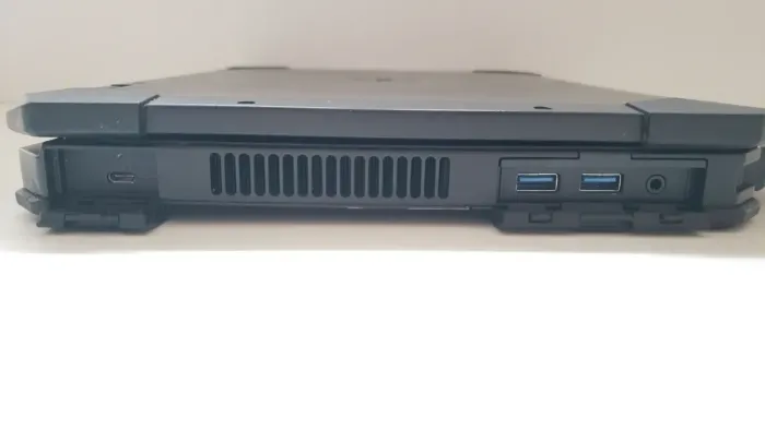 Захищений ноутбук Dell Latitude 5420 Rugged / 14" (1920x1080) IPS / Intel Core i5-8350U (4 (8) ядра по 1.7 - 3.6 GHz) / 16 GB DDR4 / 512 GB SSD / Intel UHD Graphics 620 / WebCam / 4G б/в - зображення 8