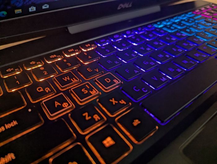 Ігровий ноутбук Dell G5 5505 / 15.6" (1920x1080) IPS / AMD Ryzen 7 4800H (8 (16) ядер по 2.9 - 4.2 GHz) / 16 GB DDR4 / 512 GB SSD / AMD Radeon RX 5600M, 6 GB GDDR6, 192-bit / HDMI / WebCam / Windows 10 б/в - зображення 8