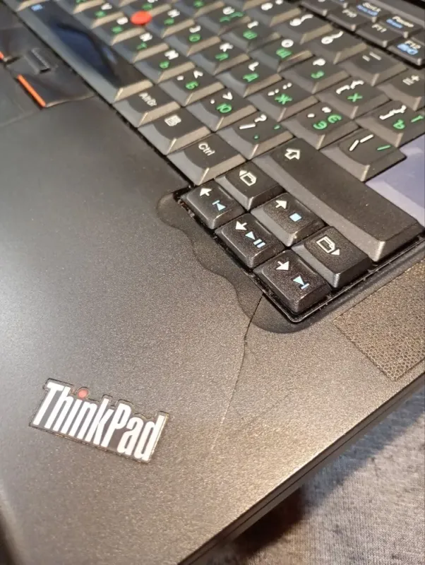 Ноутбук Б-клас Lenovo ThinkPad T420 / 14" (1366x768) TN / Intel Core i5-2520M (2 (4) ядра по 2.5 - 3.2 GHz) / 8 GB DDR3 / 120 GB SSD / Intel HD Graphics 3000 / DVD-ROM / WebCam б/в - зображення 6