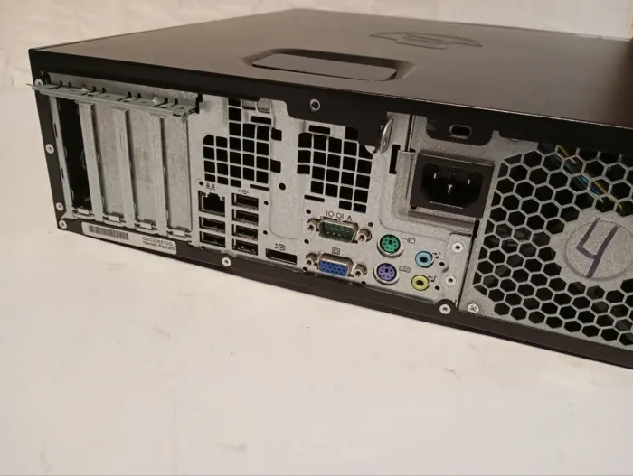 ПК Б-клас HP Compaq 8200 Elite SFF / Intel Core i5-2400 (4 ядра по 3.1 - 3.4 GHz) / 16 GB DDR3 / 120 GB SSD / Intel HD Graphics 2000 / DVD-RW б/в - зображення 4