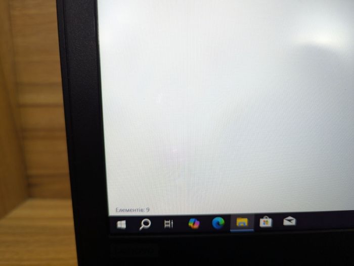 Мобільна робоча станція Б-клас Lenovo ThinkPad P52 / 15.6" (1920x1080) IPS / Intel Xeon E-2176M (6 (12) ядер по 2.7 - 4.4 GHz) / 32 GB DDR4 / 512 GB SSD / nVidia Quadro P2000, 4 GB GDDR5, 128-bit / TouchID / WebCam / Windows 10 б/в - зображення 3