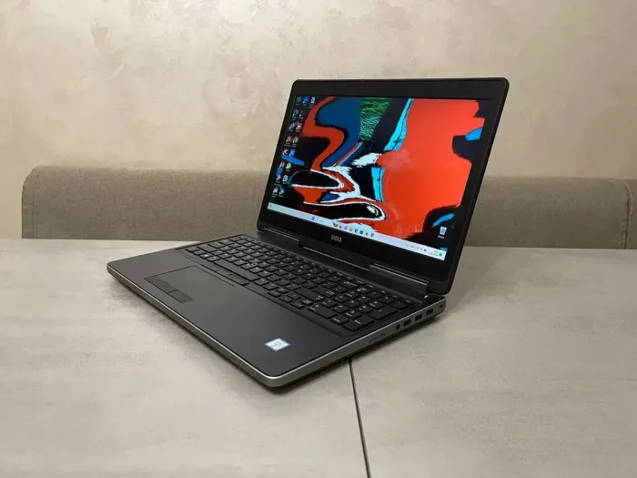Мобільна робоча станція Б-клас Dell Precision 7510 / 15.6" (1920x1080) IPS / Intel Core i7-6820HQ (4 (8) ядра по 2.7 - 3.6 GHz) / 16 GB DDR4 / 512 GB SSD / nVidia Quadro M1000M, 2 GB GDDR5, 128-bit / WebCam / miniDP / HDMI б/в - зображення 3